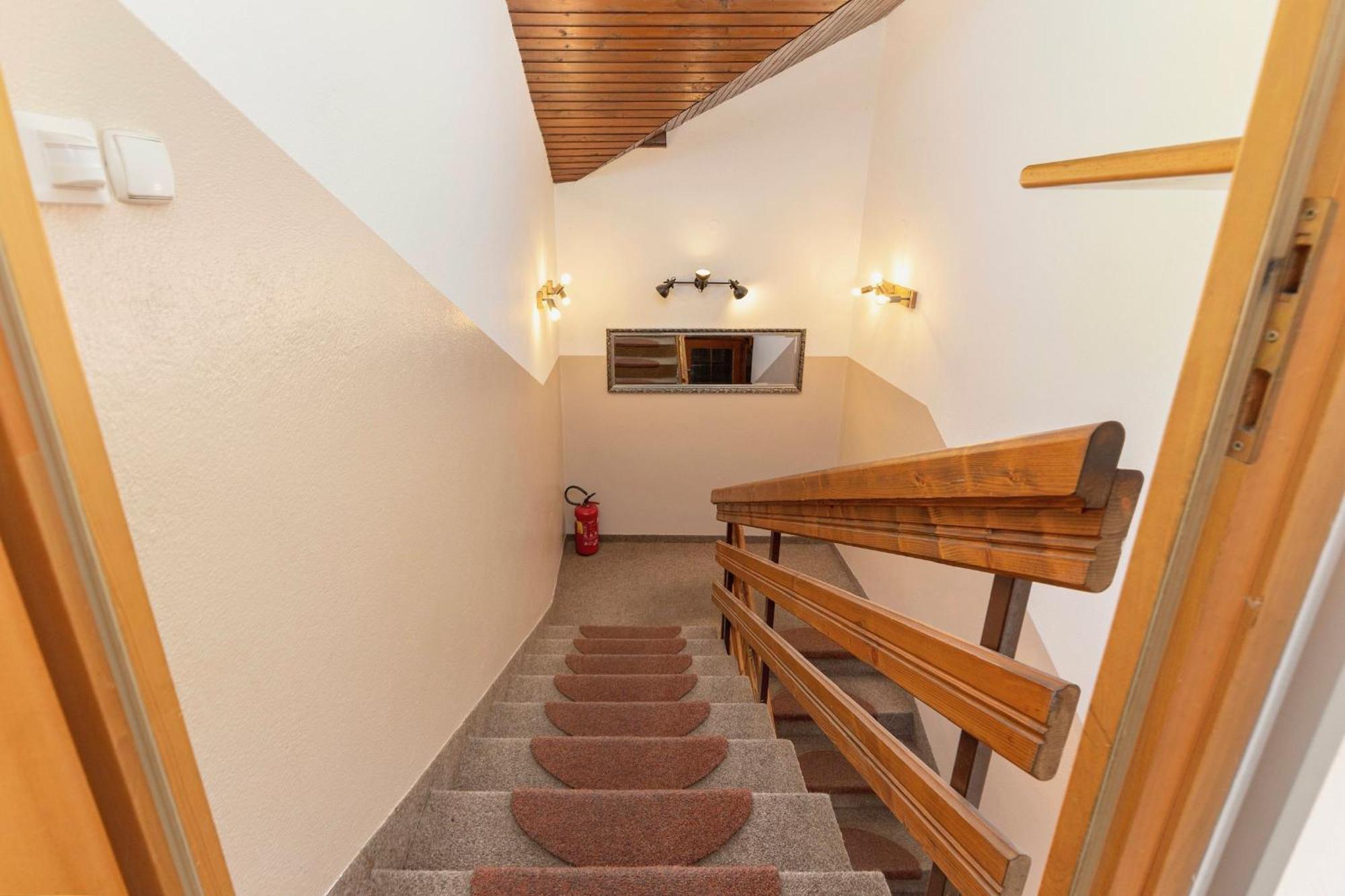 Hotel Gostilna Logar Hotemaze Exterior foto